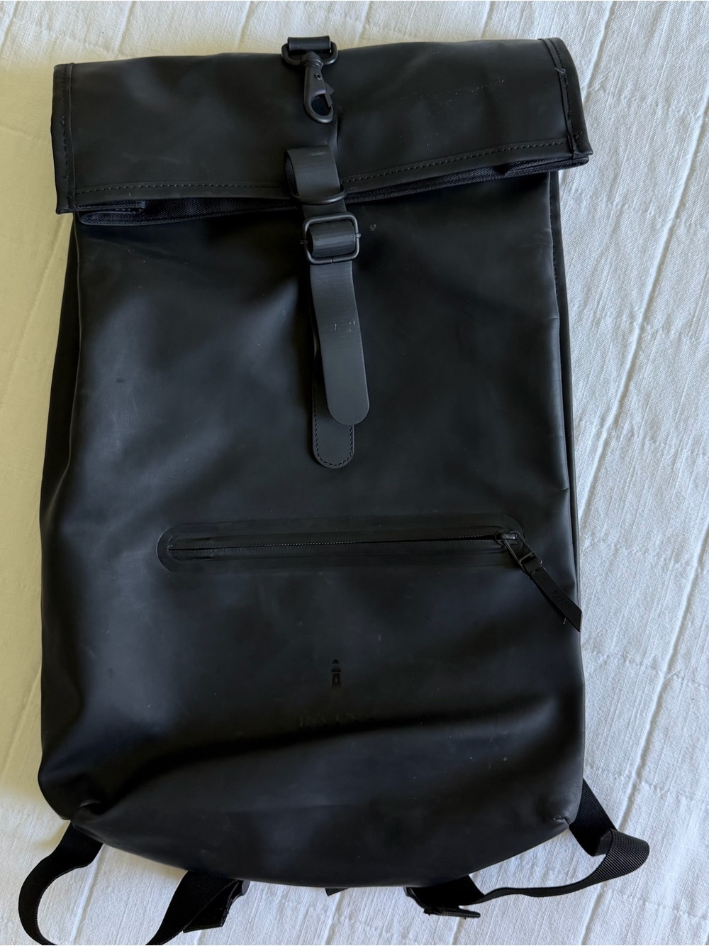 Rain Black Roll-Top Men's Backpack